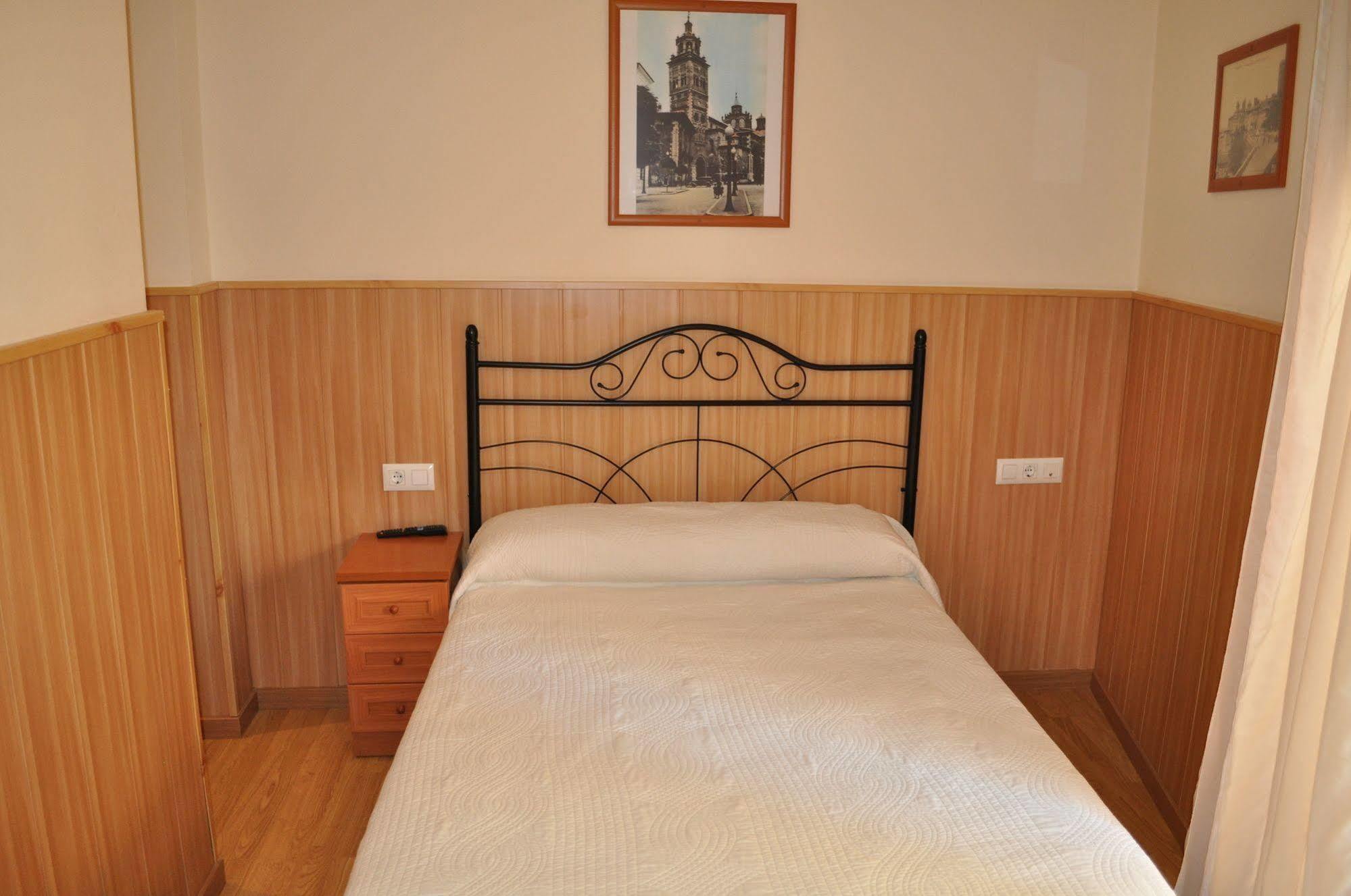 Hostal Alcazaba Teruel Kültér fotó